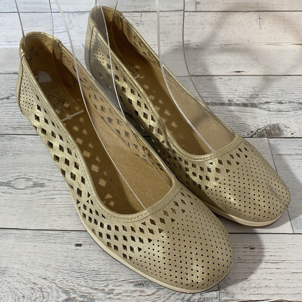 Naturalizer Wedges Womens 8 M Gold Brina Metallic Laser Cutout Perforated Casual
